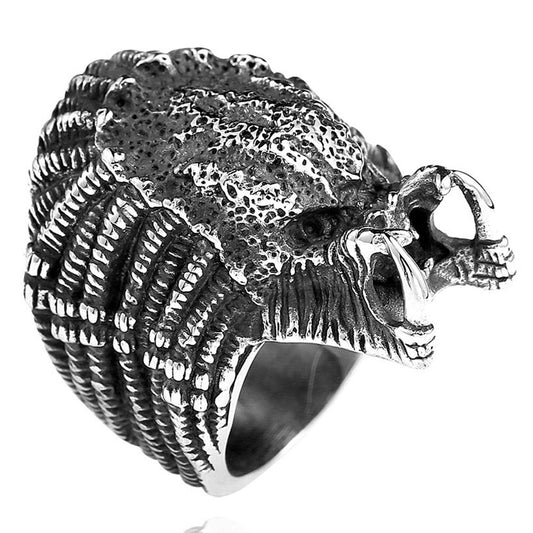 ZMY Home Men's Stainless Steel Alien Warrior Ring, Vintage Gothic Predator Style Biker Ring, Sci-Fi Creature Jewelry for Men, Silver Tone Punk Rock Movie Jewelry