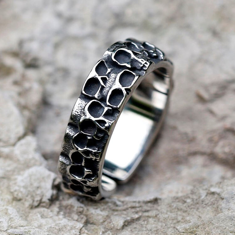 ZMY Home Stainless Steel Skull Party Jewelry Ring with Fifteen Mini Skulls in a Circle
