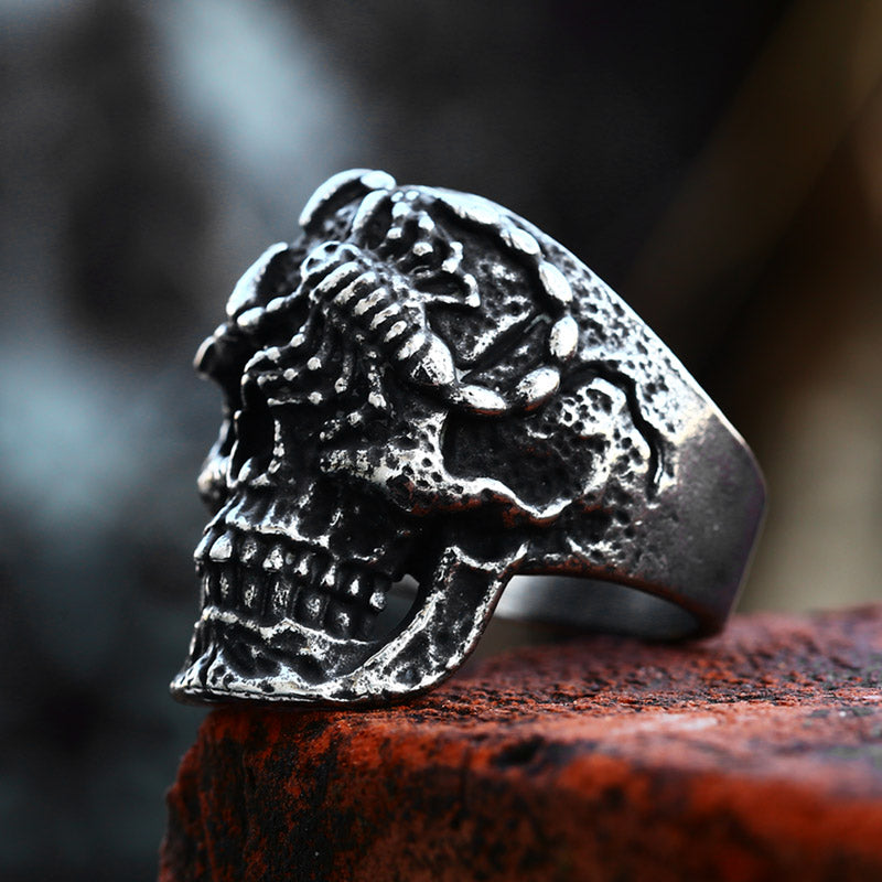 ZMY Home Stainless Steel Skull Ring with Scorpion Design – Gothic Biker Party Jewelry for Men, Vintage Punk Skull and Scorpion Statement Ring