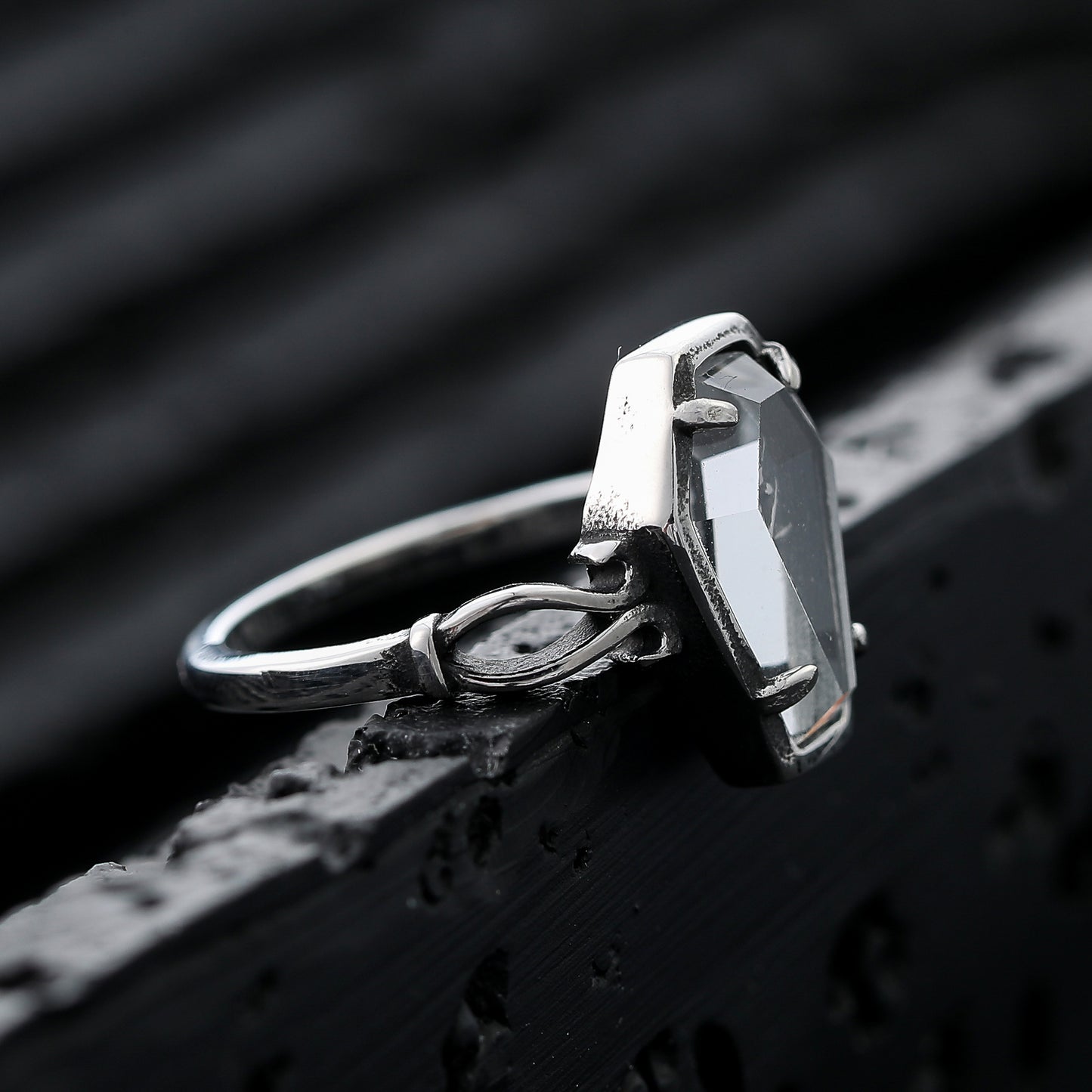 ZMY Home Coffin Rose Ring for Women, Gothic Silver Plated Vintage Punk Jewelry, Unique Memento Mori Gift