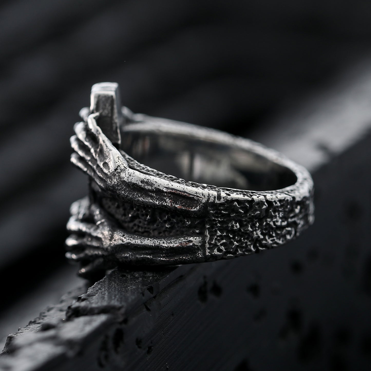 ZMY Home Gothic Skeleton Hand Coffin Ring for Men, Stainless Steel Punk Skull Hand Ring, Vintage Dark Statement Jewelry