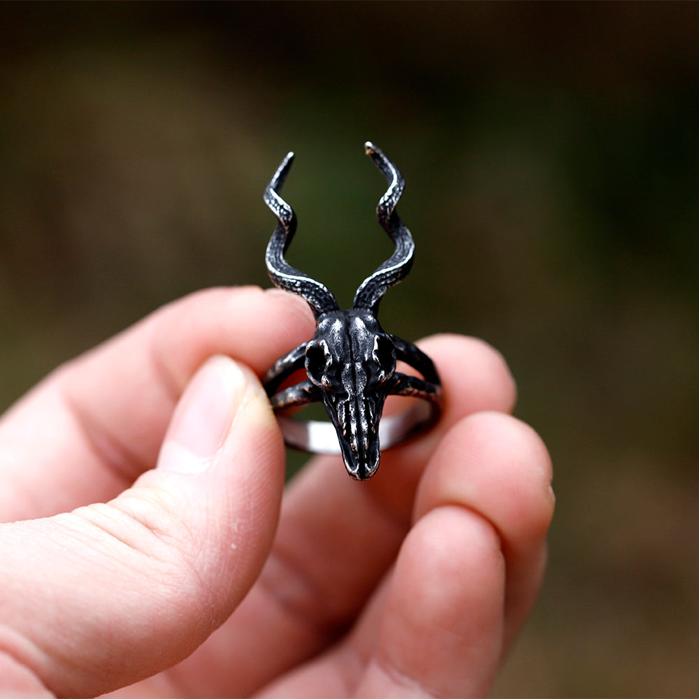 ZMY Home Twisted Horns Stainless Steel Ram Skull Ring Party Jewelry - Unique Devilish Symbolism